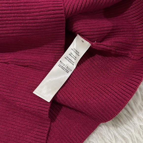 WHBK women’s pink rib knit cold shoulder long sleeve top size small NEW - Picture 5 of 7
